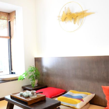 Hangzhou Puyu Travelling With Hotel Exterior foto